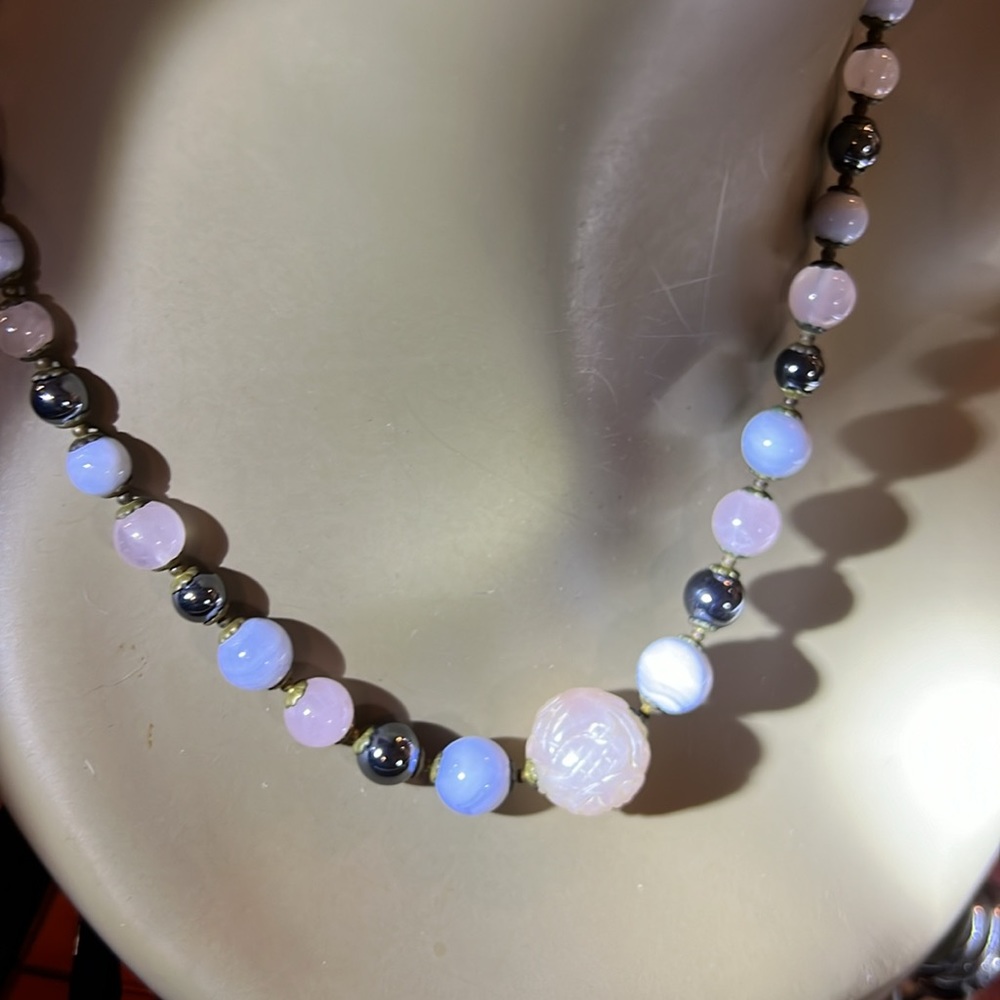 #27 Rose quartz, blue lace, agate and hematite graduated bead vintage necklace